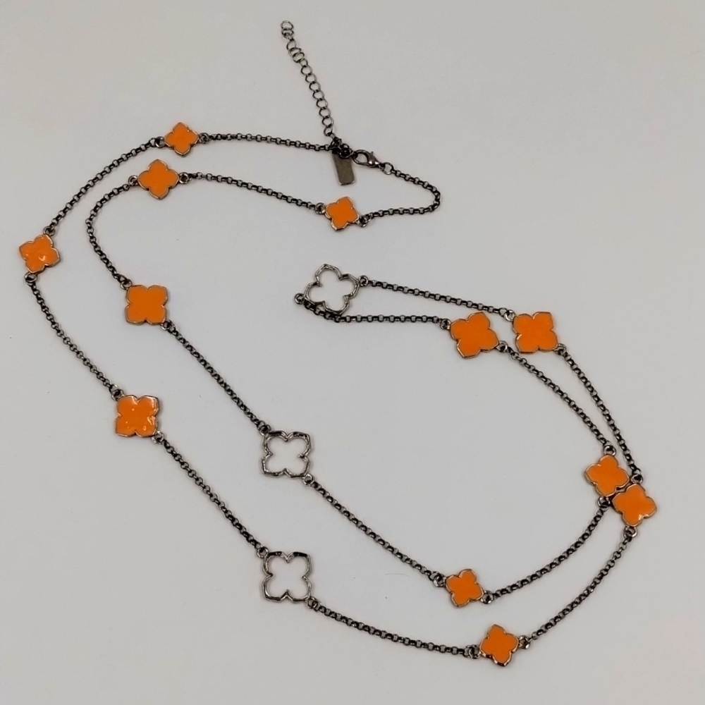 Silver Coral Accent Necklace Clover Design 21"